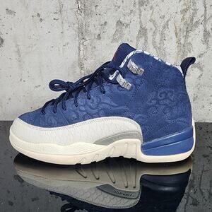 Nike Air Jordan 12 Retro International Flight Size 7Y / Women’s 8.5